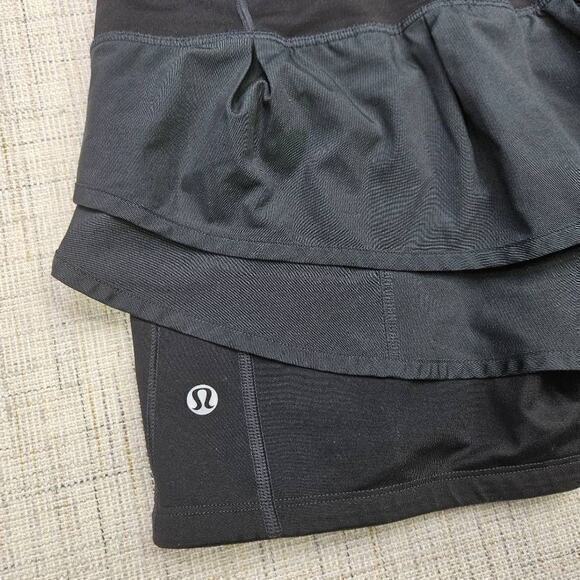 LuluLemon Run Speed Squat Skirt Zipper Pocket Size 6 - Picture 2 of 9